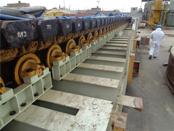 Lot Of (5) Unused Flsmidth Apron Feeders, (1) 2.5m X 11m (8' X 36') And (4) 1.6m X 10m (5' X 32'10"), Each With 374 Kw (500 Hp) Motor)