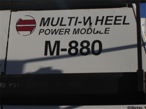 Melroe M-880 Multi-wheel Power Module Dozer)