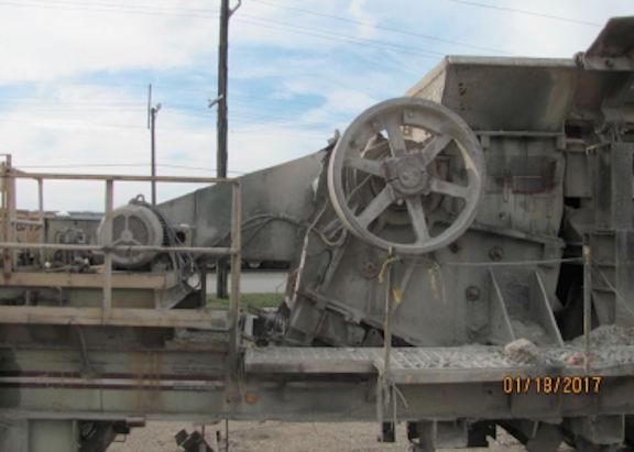 Telsmith Model 3055 Portable Jaw Crusher, 200 Hp With 54" X 20" Grizzly Feeder)